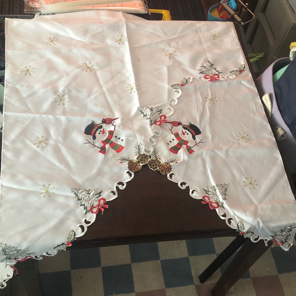 🥧🔥 Snowman Embroidered Layover Curtain
